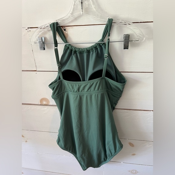 Jantzen women’s Green one-piece Swimsuit, size medium, see pics, elegant, EUC - Picture 2 of 6